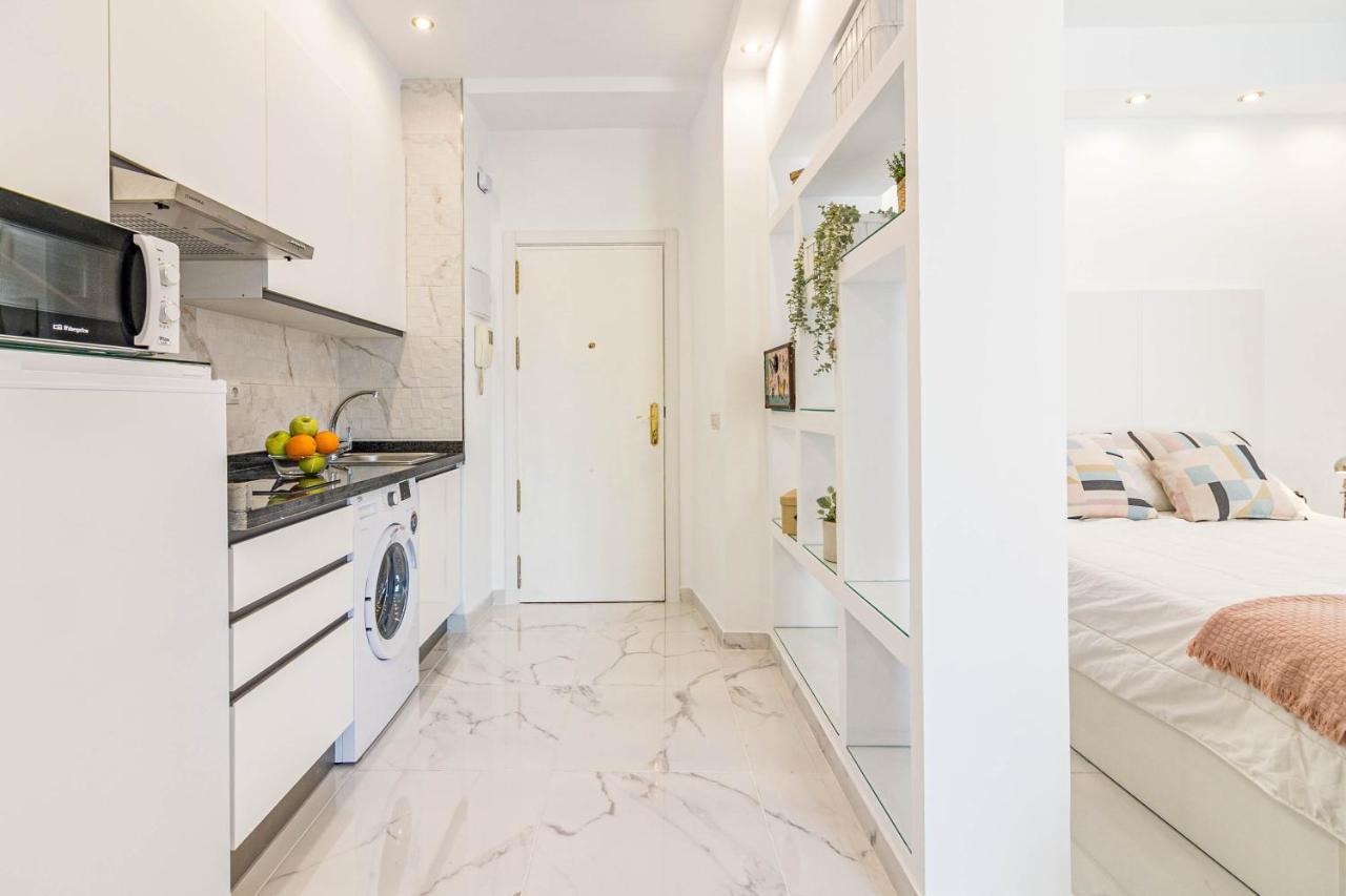 Arriola Apartamento Con Terraza Freshapartments Малага Екстериор снимка